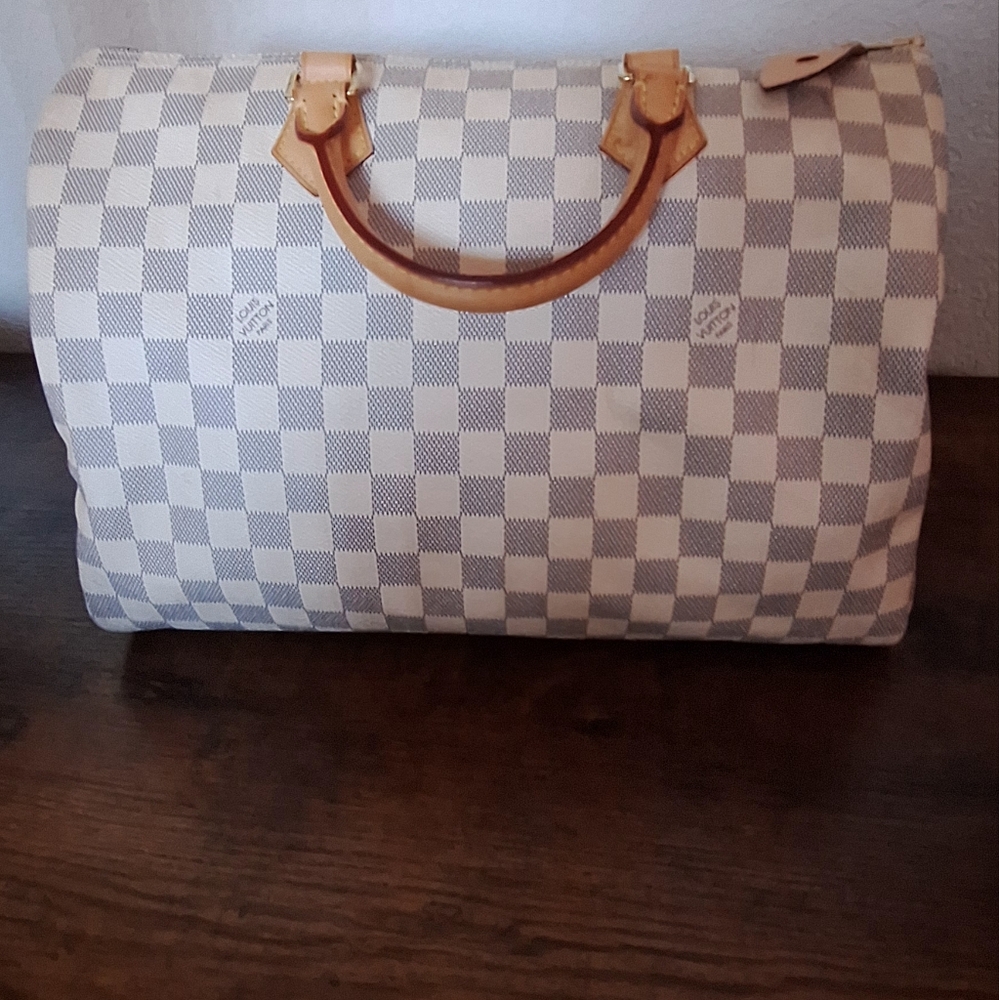 Louis vuitton speedy 35
